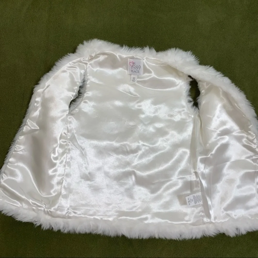 Children’s Place faux fur vest white girls small‎ 5/6